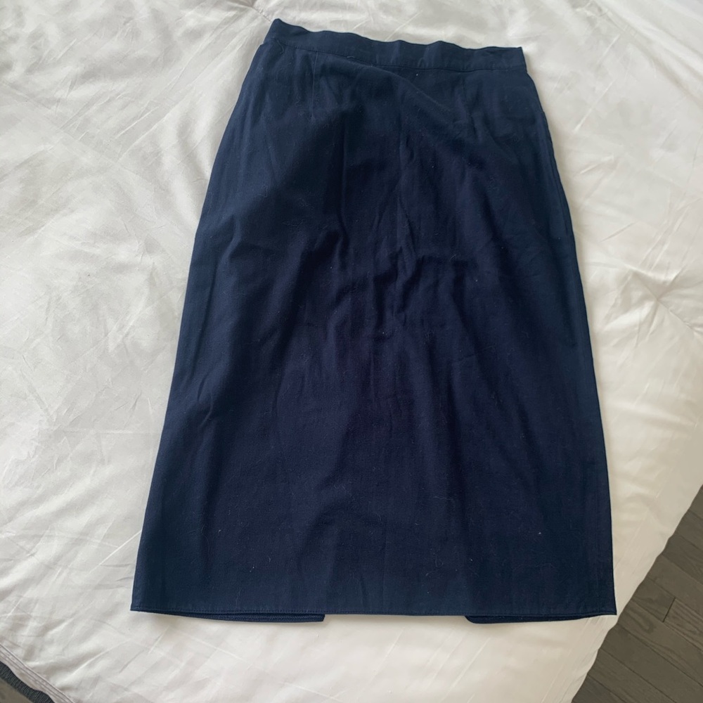 Beautiful navy vintage skirt